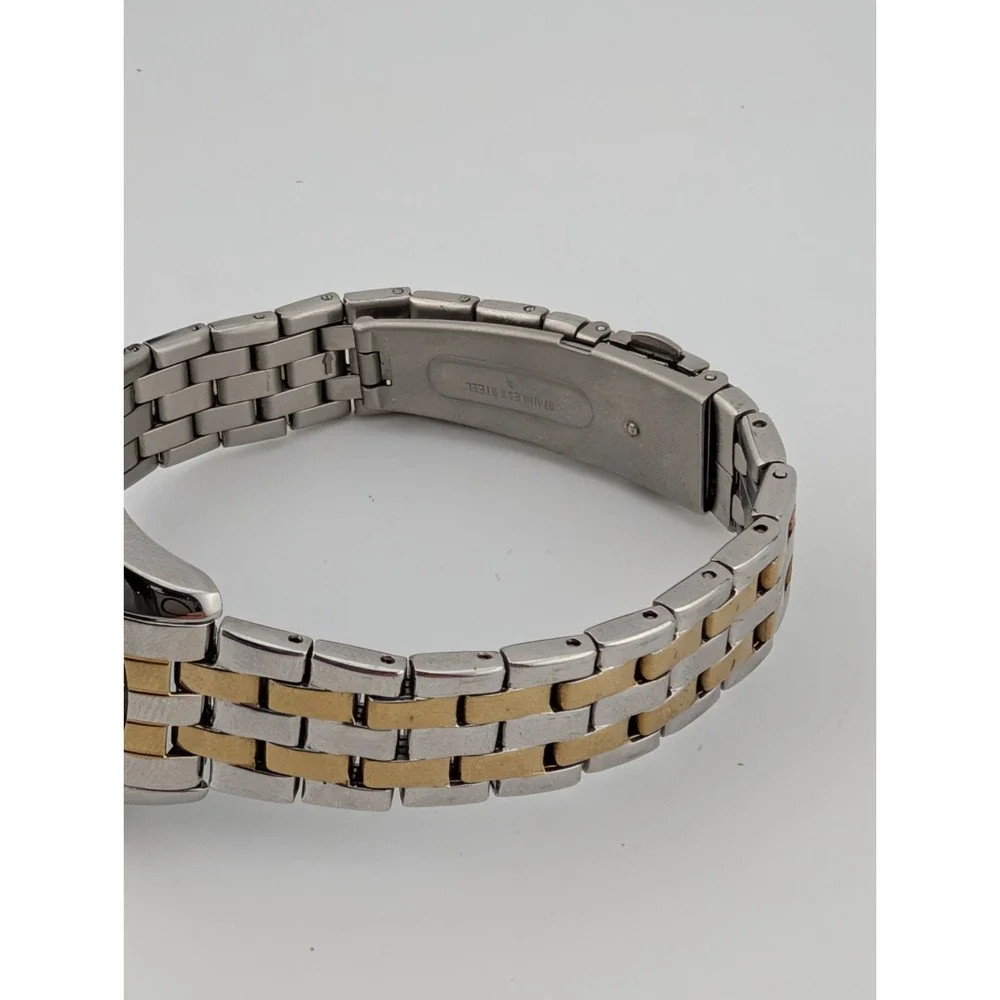 Timex Women 32mm Watch Two Tone Crystal Bezel T2P389 New Battery‎ 7.5